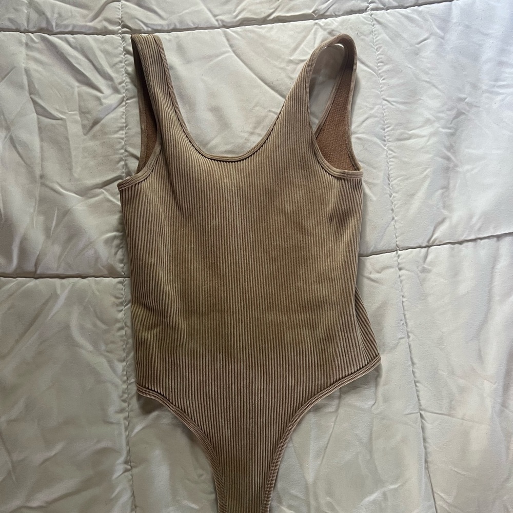 simple body suit